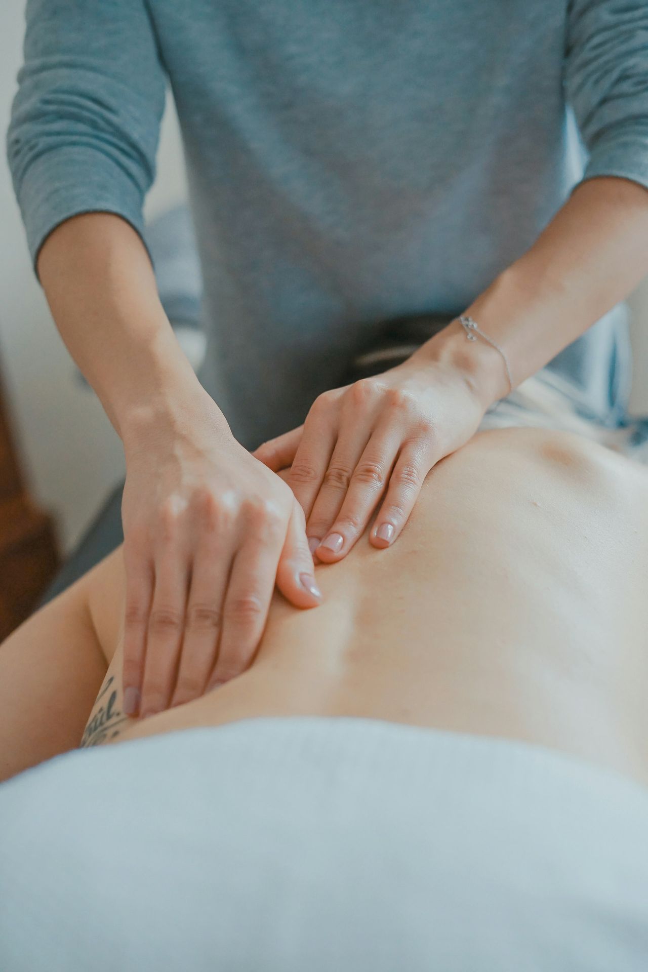 degeneration, degenerative disease, arthritis, ankylosing spondylitis, joint inflammations, back pain